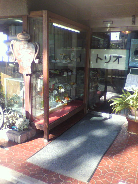f0033075_22263799.jpg