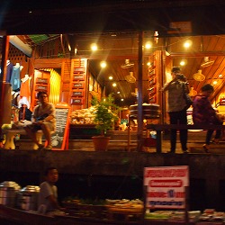 b0086476_1736460.jpg