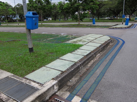 a0002177_16583940.jpg