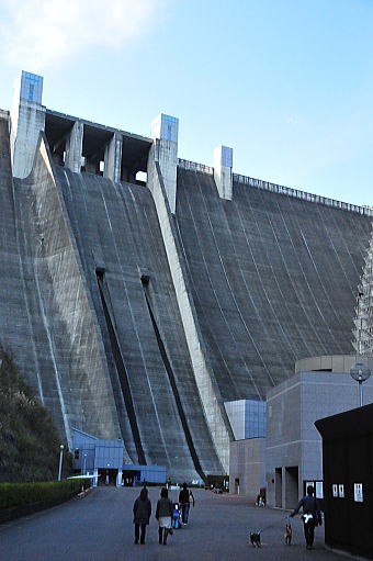 f0094843_0305732.jpg