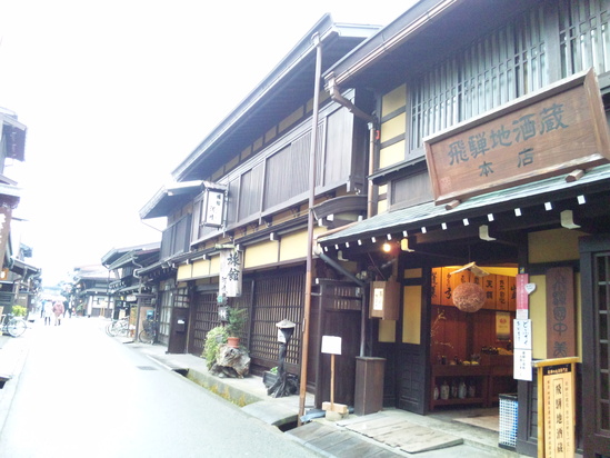 f0232910_043088.jpg