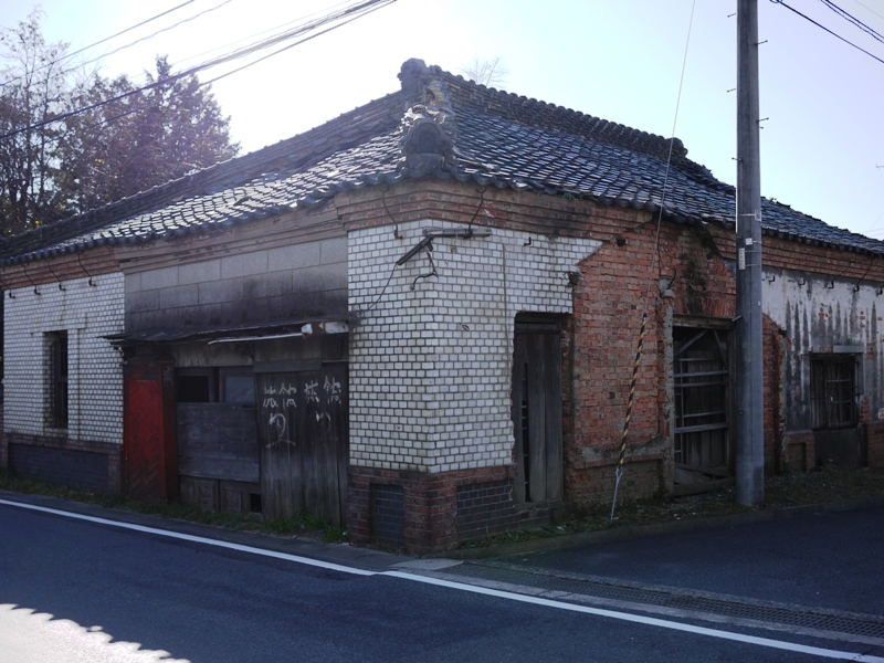 e0206031_221219.jpg