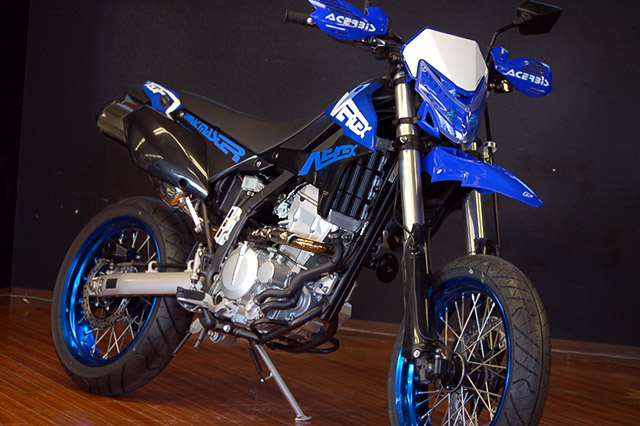 d0099181_1440297.jpg