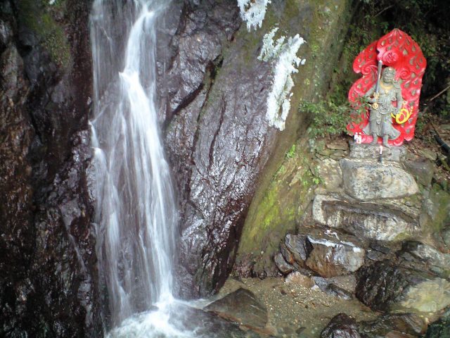 b0002156_0124668.jpg