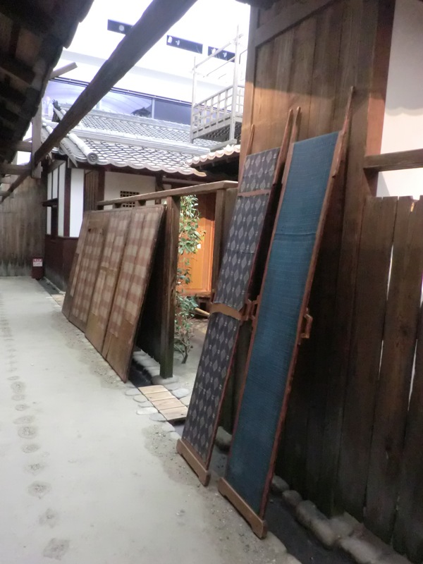 f0238779_12484345.jpg
