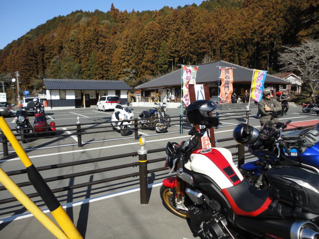 f0232613_225101.jpg