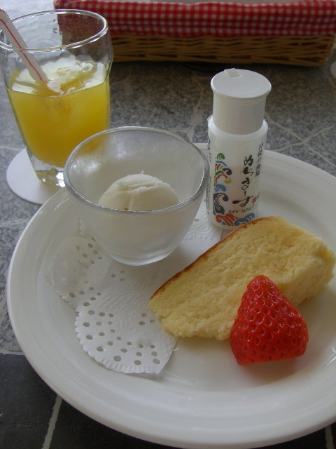 c0215224_1258443.jpg