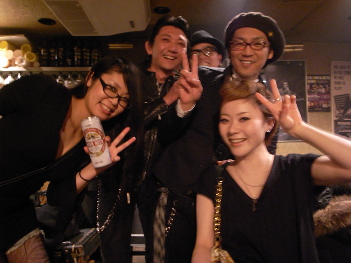 b0189829_2332010.jpg