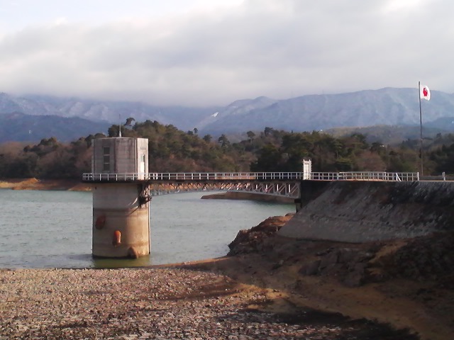 f0231048_1634789.jpg