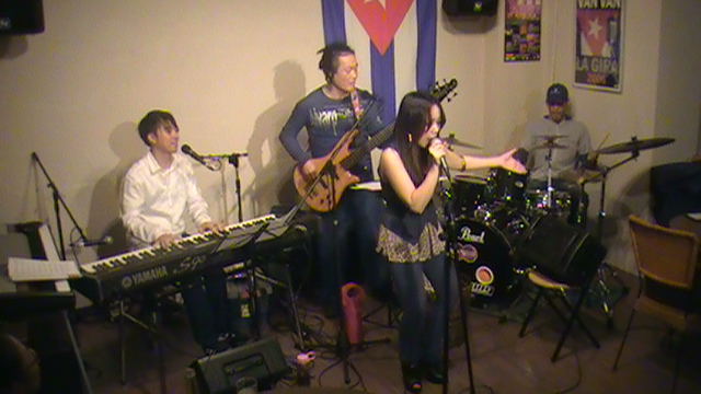 d0041268_1633722.jpg