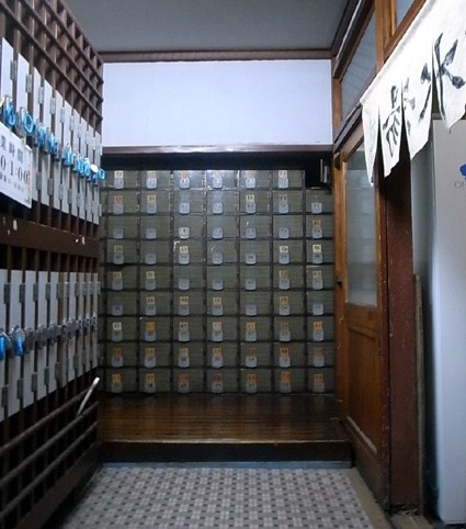 e0043700_22315336.jpg