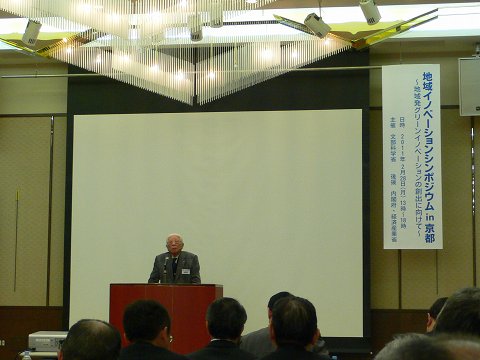 b0042882_0181839.jpg