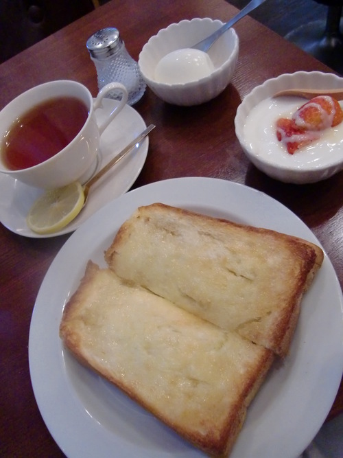 f0211892_2161275.jpg