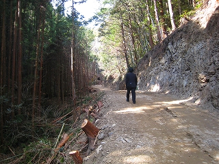 e0002820_21102993.jpg
