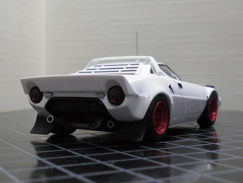 Lancia Stratos HF (Plain Color Model: White) : Modelcar's Junkie