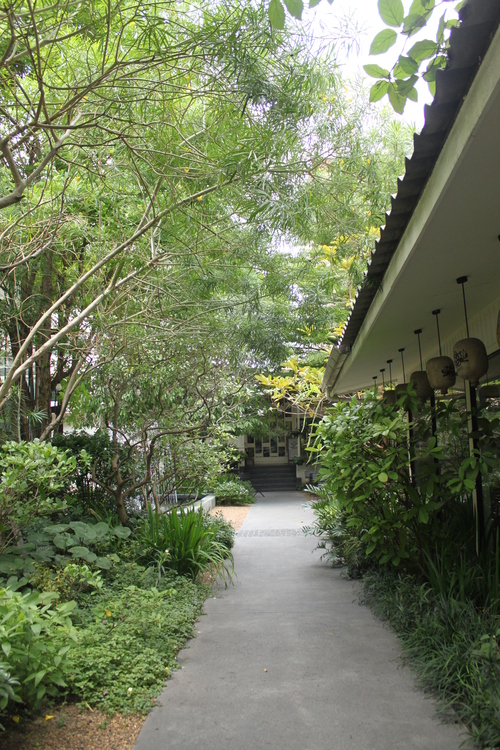 f0233916_12595160.jpg