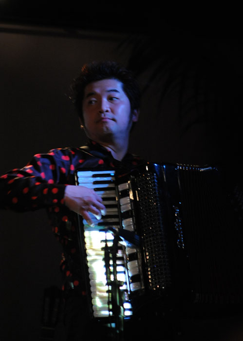 e0100379_23333845.jpg