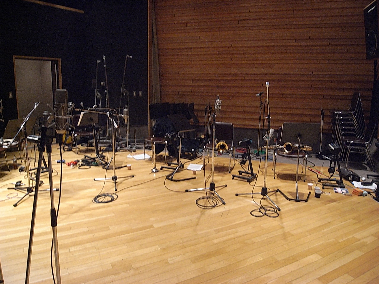 e0230090_1101880.jpg