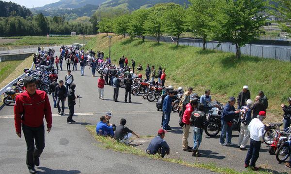 e0083155_1721155.jpg