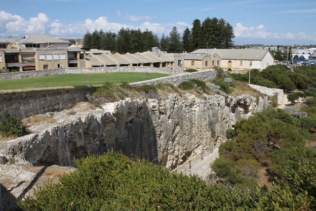 e0064133_0342489.jpg