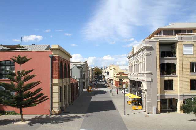 e0064133_0351172.jpg