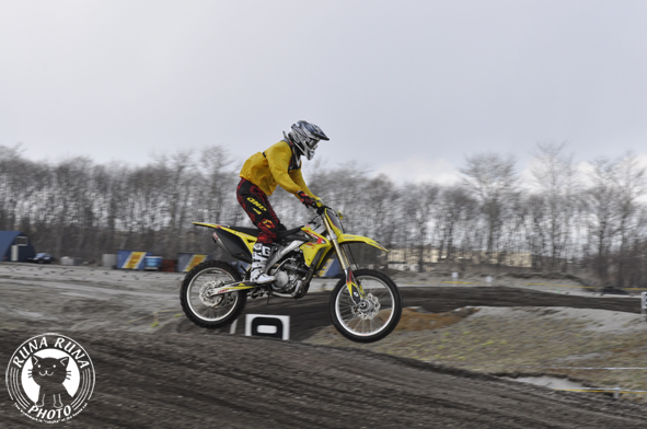 f0210380_1224252.jpg