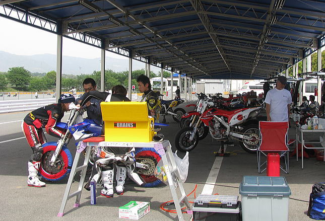 f0178858_1293716.jpg