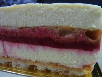 f0215475_235375.jpg