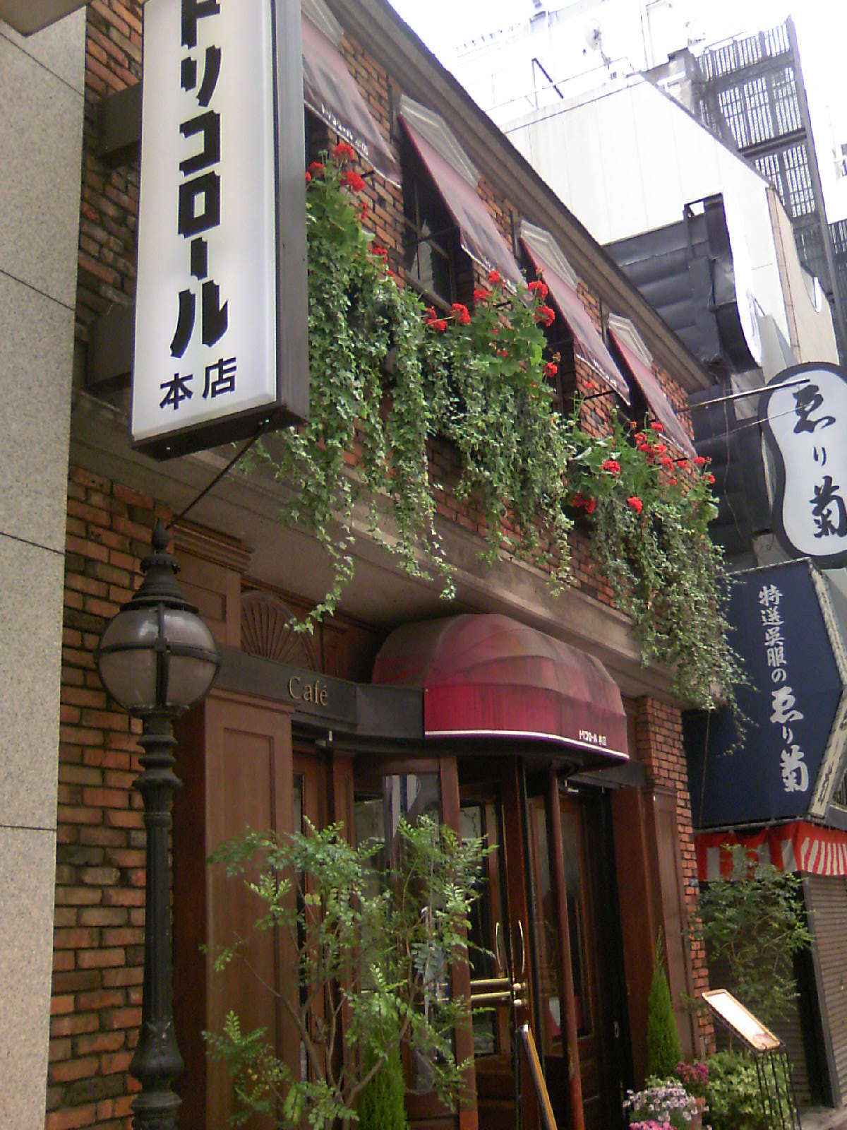 b0009106_22202884.jpg