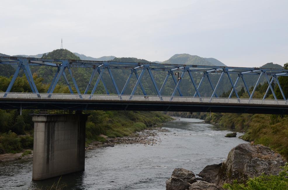 f0124830_23411315.jpg