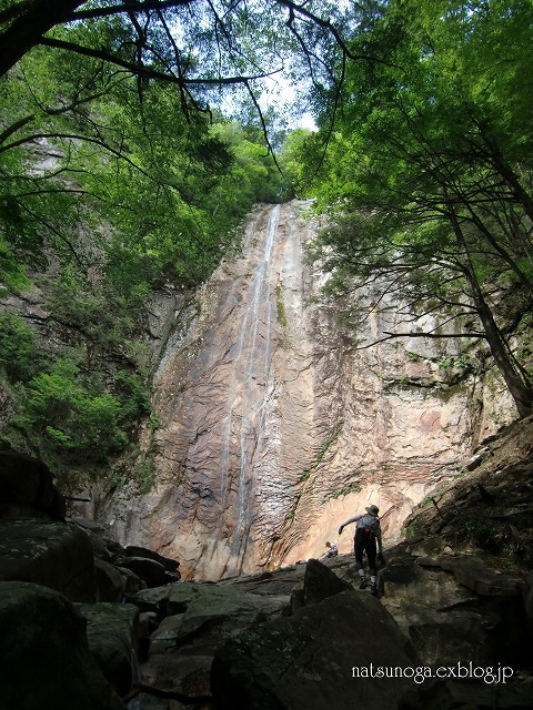 b0141916_22582875.jpg