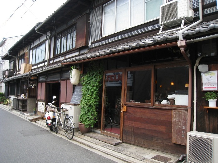 町屋cafe巡り -雨林舎、ラトナ カフェ(Ratna Cafe)- MEMORY OF KYOTOLIFE