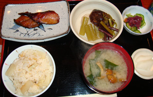 f0027762_2338321.jpg