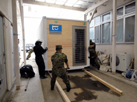 e0165960_2124045.gif