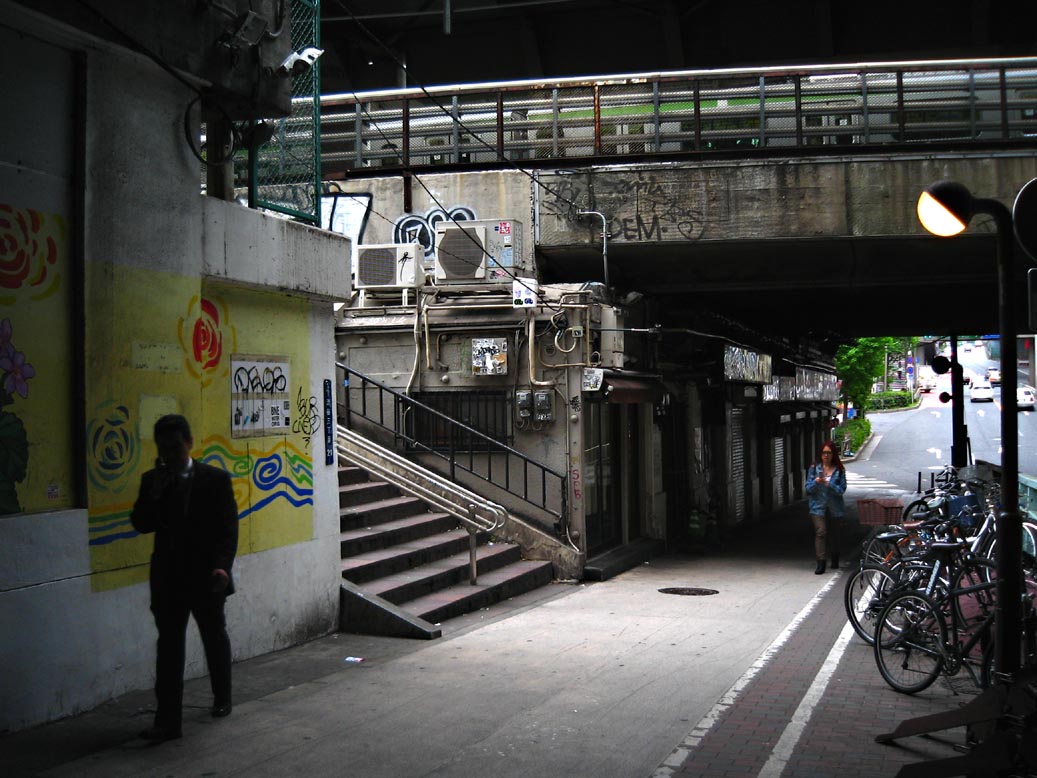 f0056038_2346275.jpg