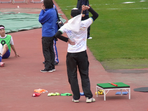 f0203580_0374687.jpg