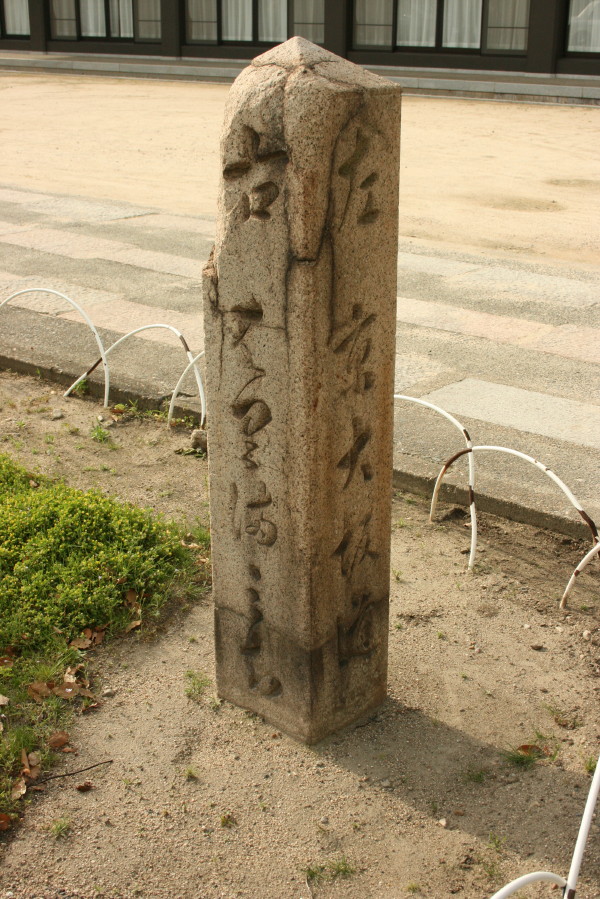 b0118987_16112014.jpg