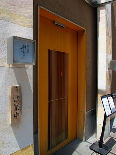 e0132881_9233438.jpg