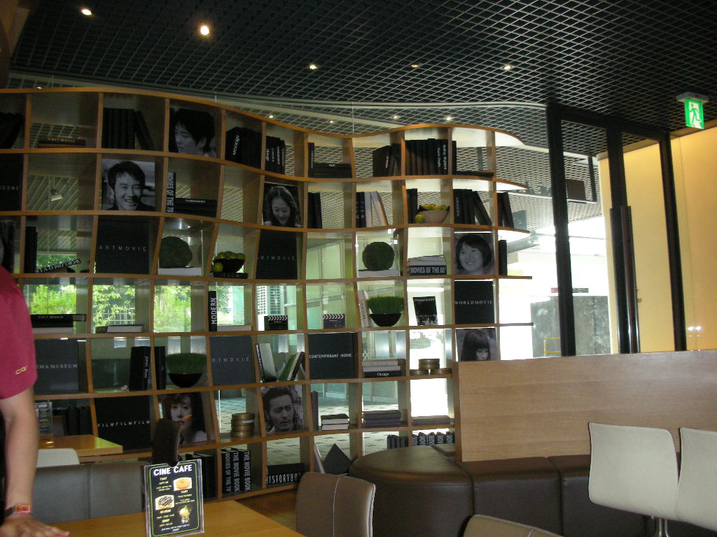 e0109292_1892643.jpg