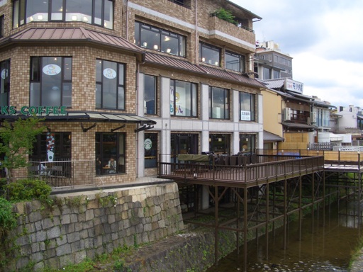 e0033713_1039880.jpg