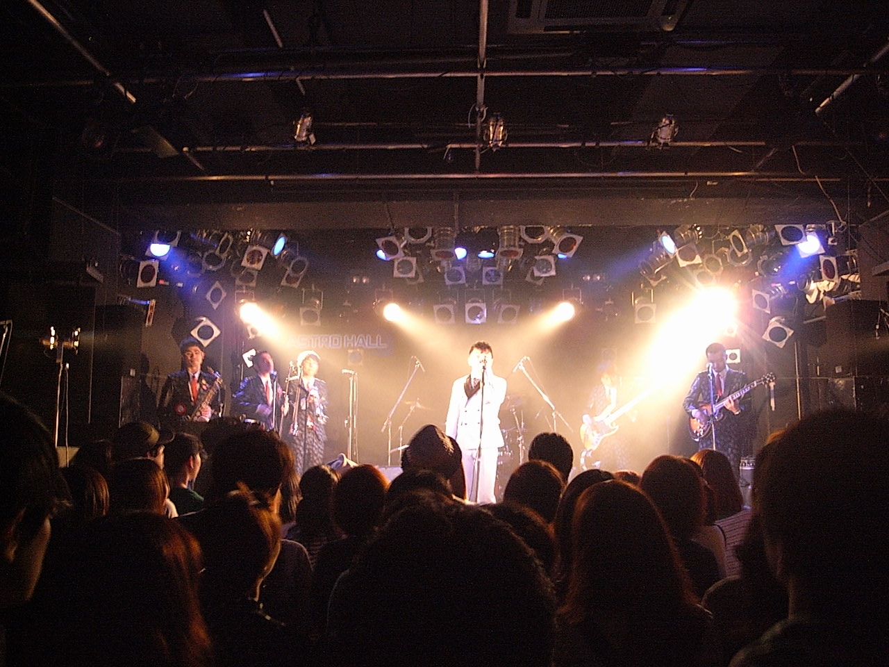 e0230090_2251366.jpg
