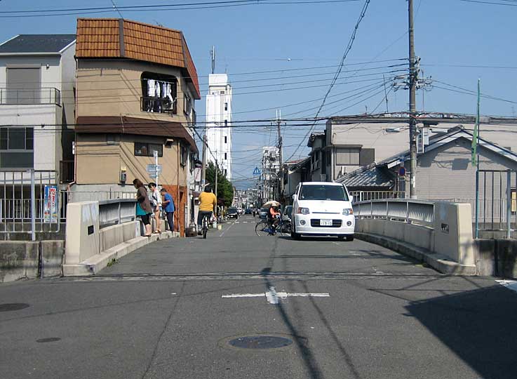 b0057679_8204378.jpg