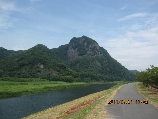 c0133096_22512971.jpg