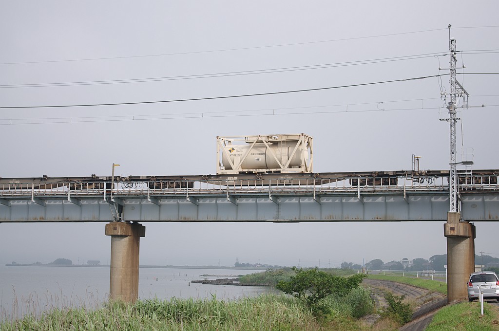 f0203926_23165432.jpg