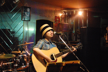 f0004730_12585094.jpg