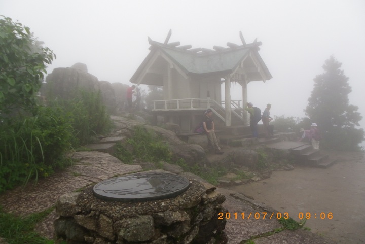 f0016066_1649682.jpg