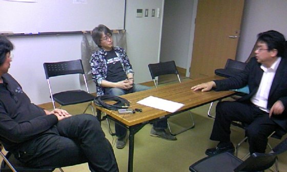 f0107072_2328383.jpg