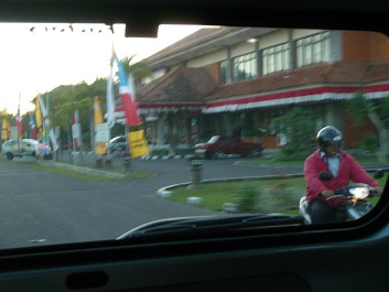 d0240442_1134174.jpg