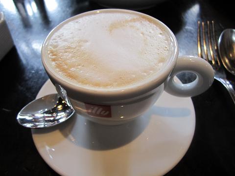 e0041217_1243576.jpg