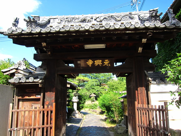 a0219537_2327566.jpg